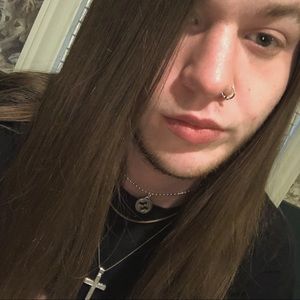 Meet your Posher, Elijah